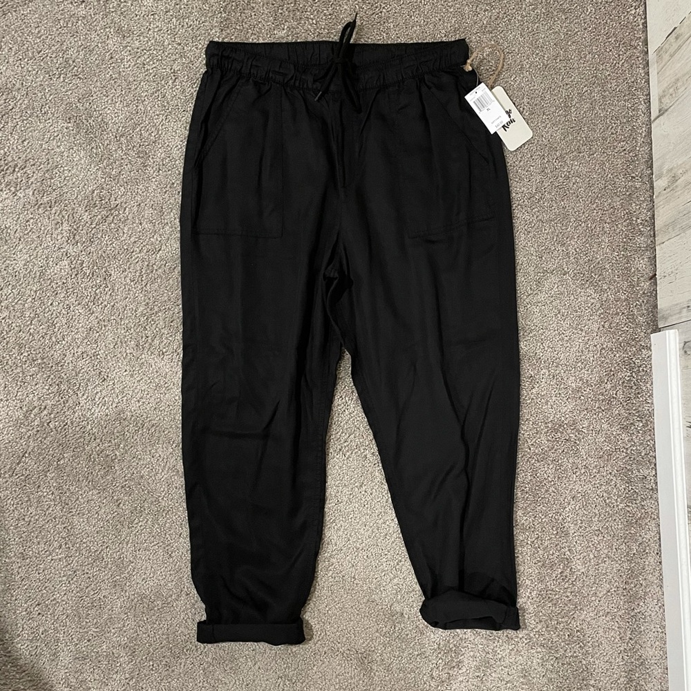 INDIGO REIN Junior’s Pork Chop Pocket Soft Pant